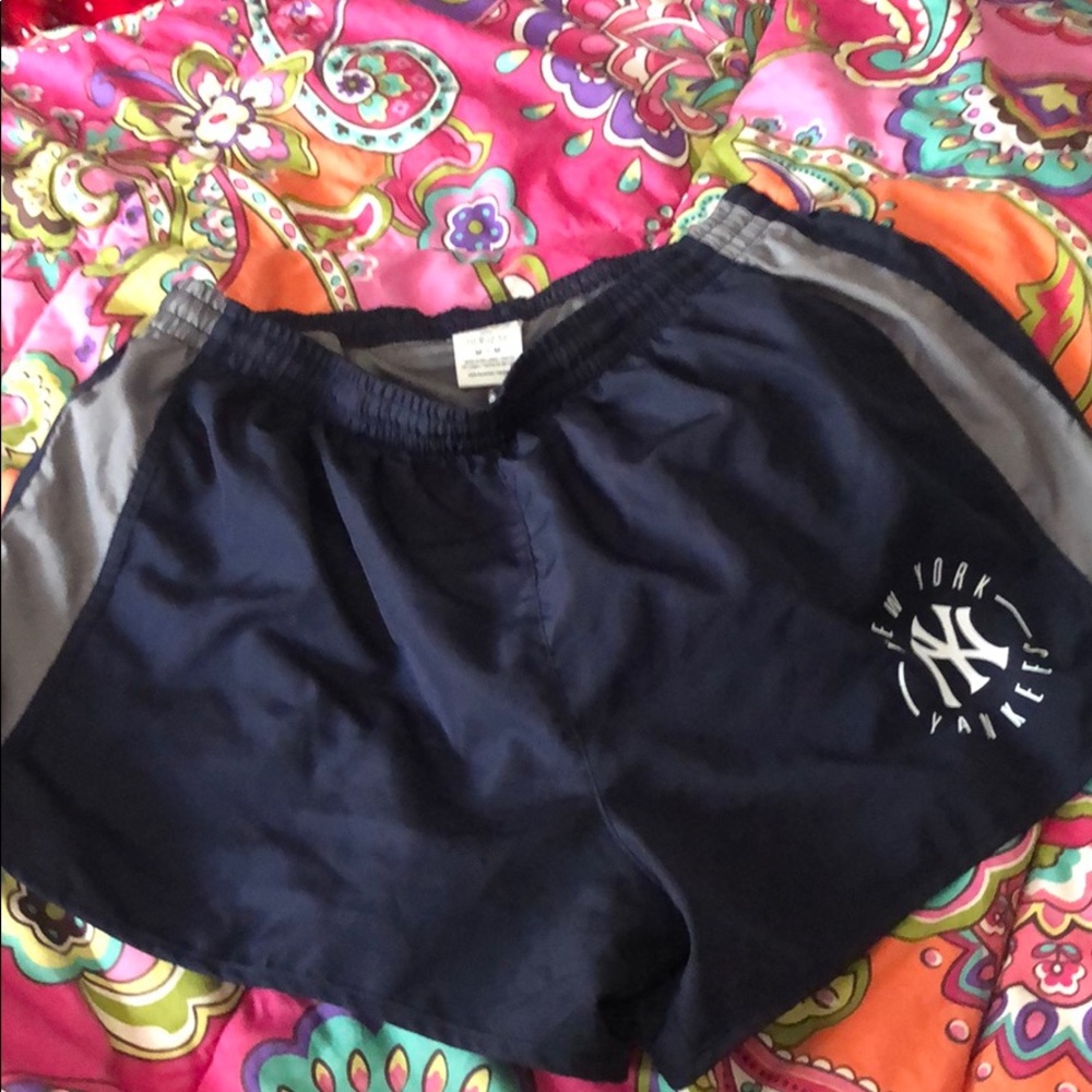 Pink VS New York Yankees shorts